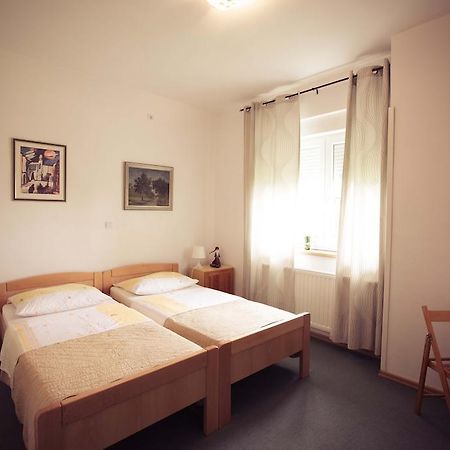 Rooms Medved Samobor Εξωτερικό φωτογραφία