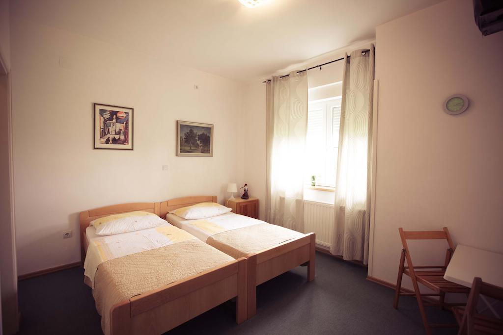 Rooms Medved Samobor Εξωτερικό φωτογραφία